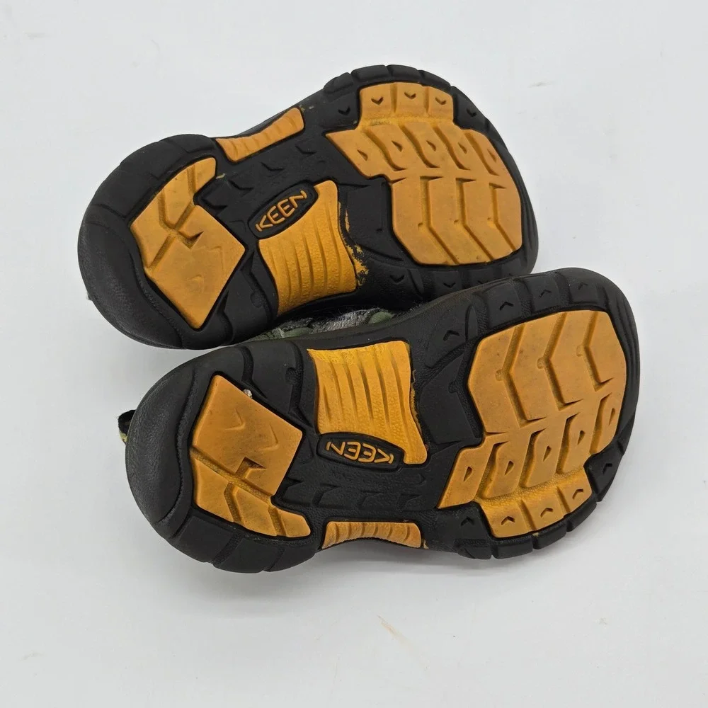 KEEN Newport H2 Camo Waterproof Hiking Sandals Green Brown Toddler Kids Size 8